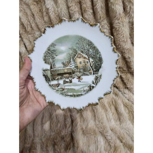 4-CURRIER & IVES THE HOMESTEAD IN WINTER Hanging Collector Plates Set GOLD Gild - Picture 4 of 8